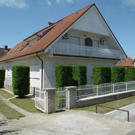 Nyaraló Adler Haus