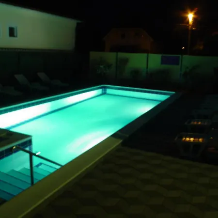 Adler Haus Nyaraló *